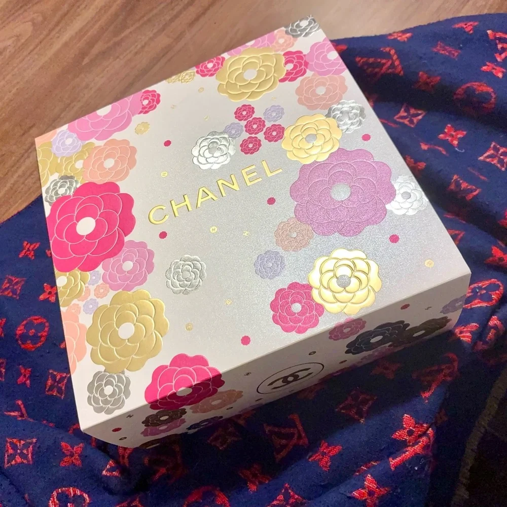 CHANEL 2026 Ltd Edition Beautiful Floral Gift  Box in Pink, Yellow,Gold & Silver